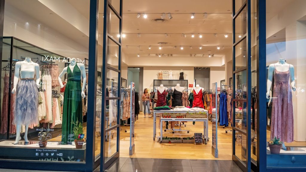 shopping centre cleaning services​